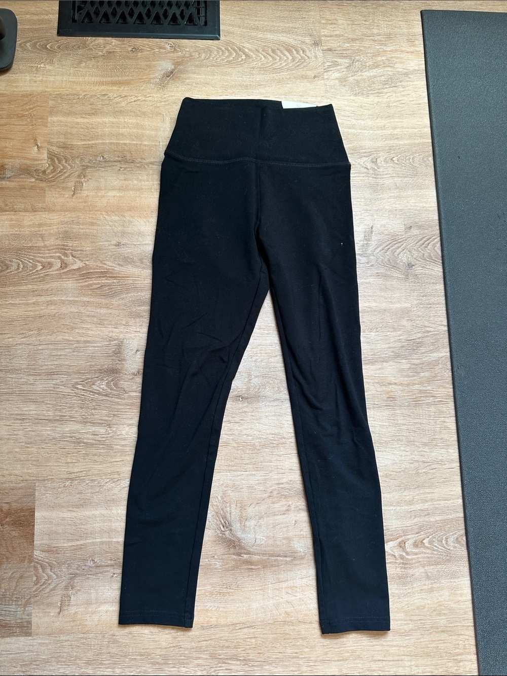 aerie Black Womenβs High-Waist Leggings - Classic Active Bottoms